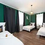 Belmonte Whirlpool-sauna-billard-kicker-kino Villa Bendorf