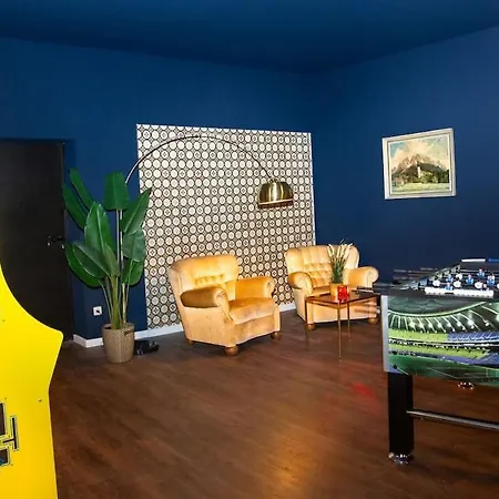 Belmonte Whirlpool-sauna-billard-kicker-kino Villa