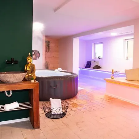 Belmonte Whirlpool-sauna-billard-kicker-kino