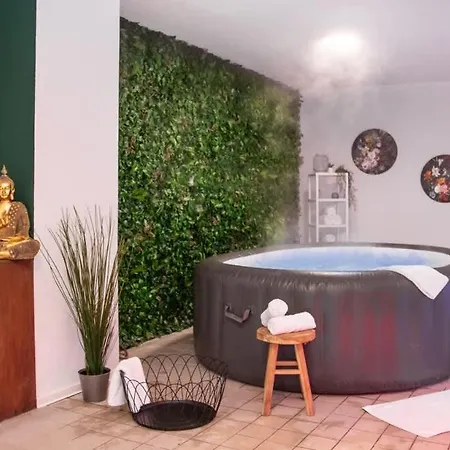 Belmonte Whirlpool-sauna-billard-kicker-kino Villa Bendorf