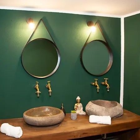 Belmonte Whirlpool-sauna-billard-kicker-kino Bendorf