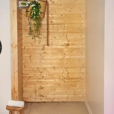 Belmonte Whirlpool-sauna-billard-kicker-kino * Bendorf