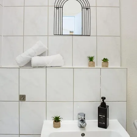 Belmonte Whirlpool-sauna-billard-kicker-kino *