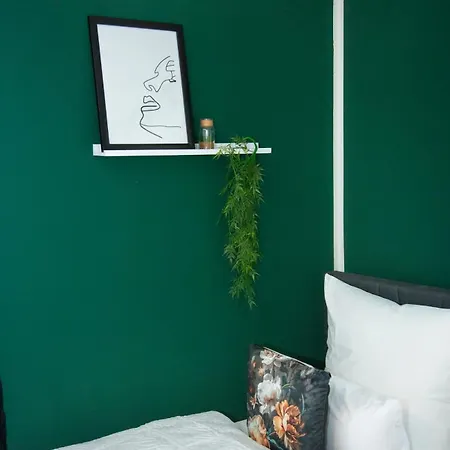 Belmonte Whirlpool-sauna-billard-kicker-kino Willa Bendorf