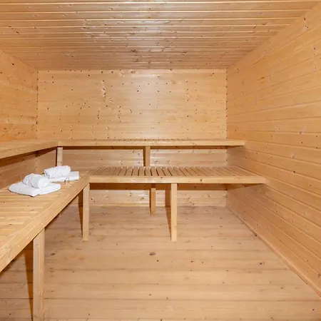 Belmonte Whirlpool-sauna-billard-kicker-kino Willa *