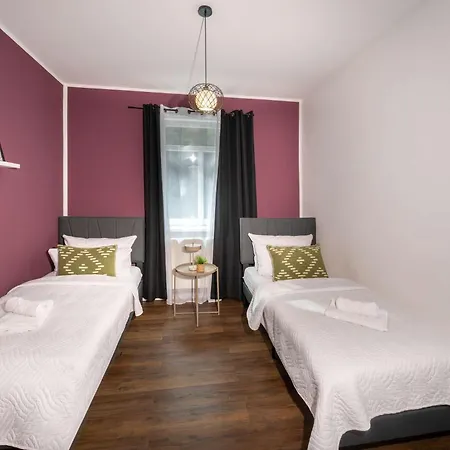 Belmonte Whirlpool-sauna-billard-kicker-kino Willa Bendorf