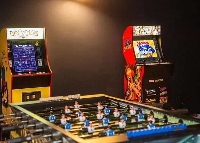 Belmonte Whirlpool-sauna-billard-kicker-kino 别墅 本多夫