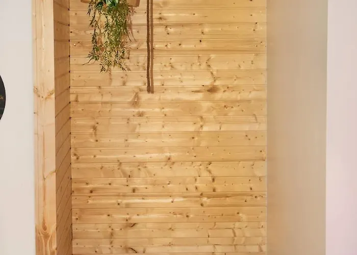 Belmonte Whirlpool-sauna-billard-kicker-kino * 本多夫