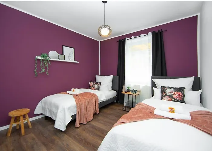 Belmonte Whirlpool-sauna-billard-kicker-kino 别墅