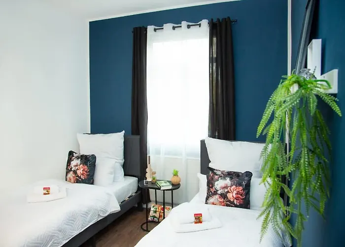 Belmonte Whirlpool-sauna-billard-kicker-kino *